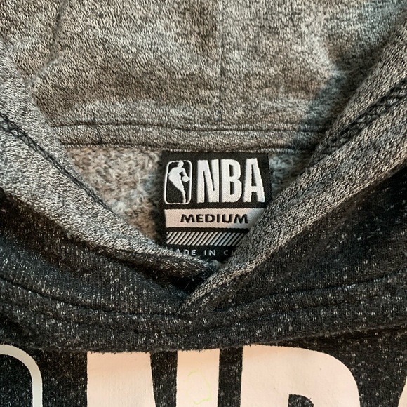 Mens NBA Hoodie - Picture 2 of 3